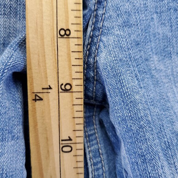 Torrid Shorts Womens Size 12 Light Blue Distressed Raw Hem Stretch Denim Jorts - Picture 5 of 11